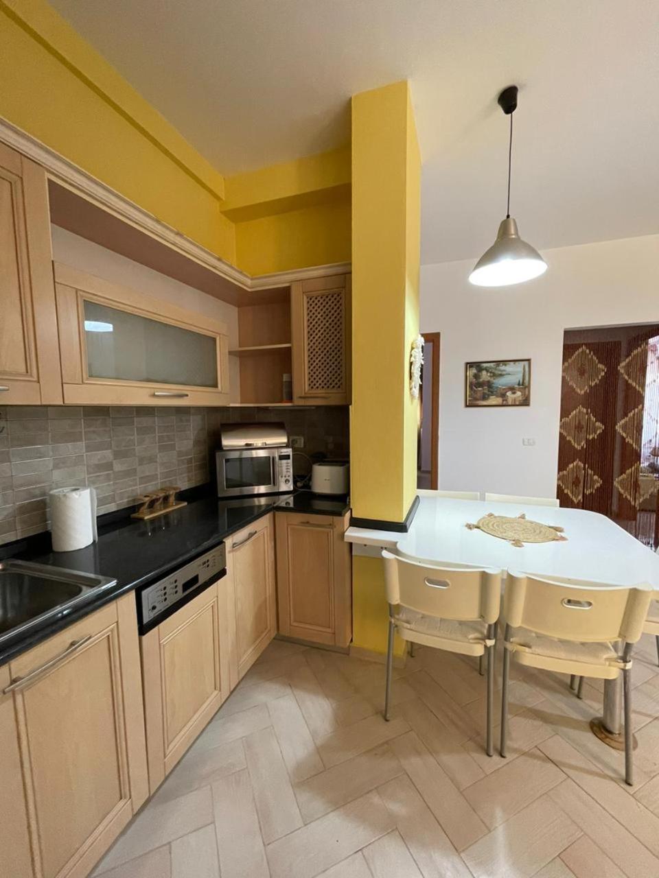 Gaia's Apartament Golem (Tirana)