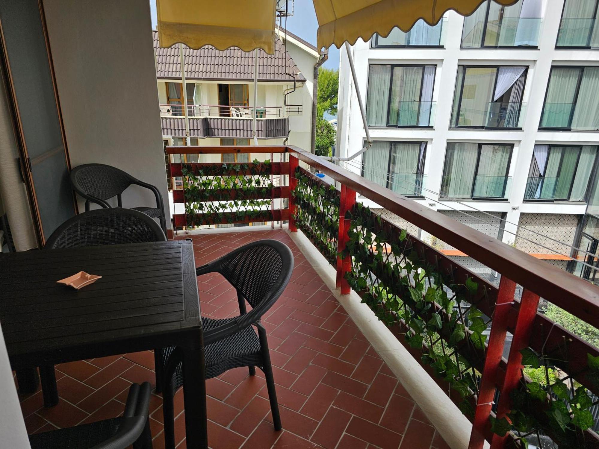 Gaia's Apartament Golem (Tirana)